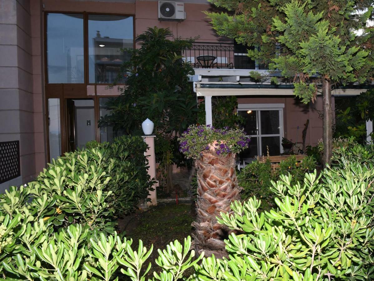 אגיה טריאדה Studio On The Beach With Private Garden מראה חיצוני תמונה